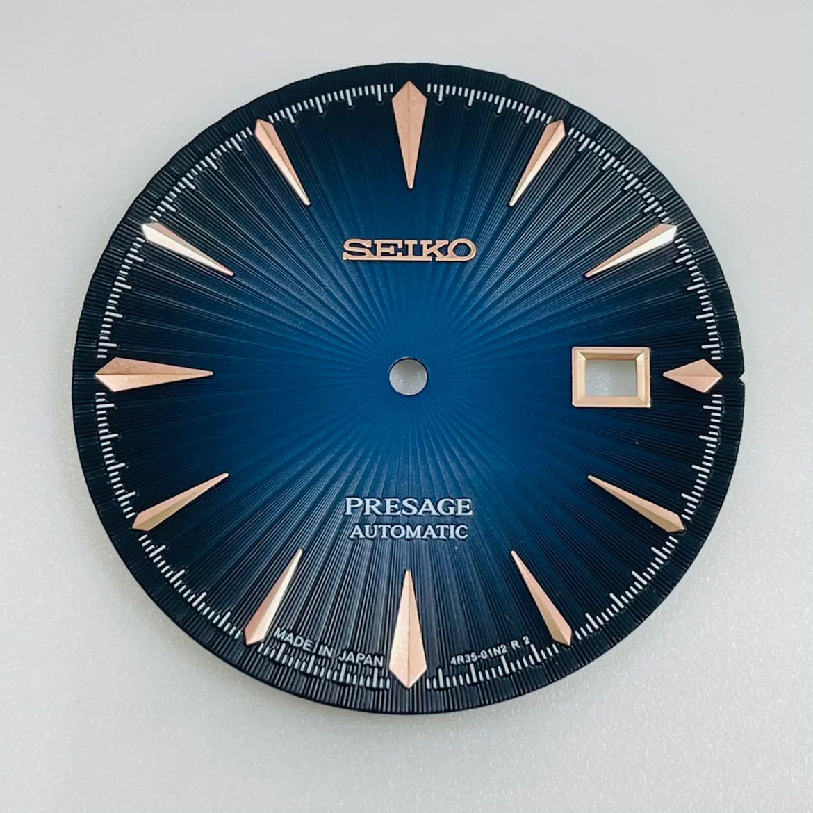 Cocktail dial