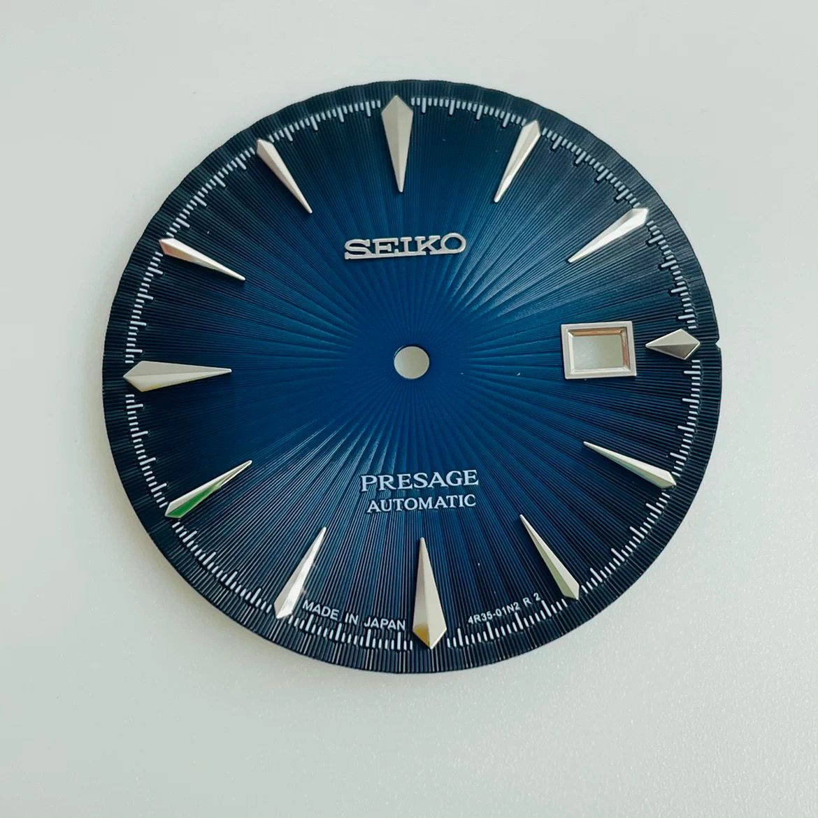 Cocktail dial