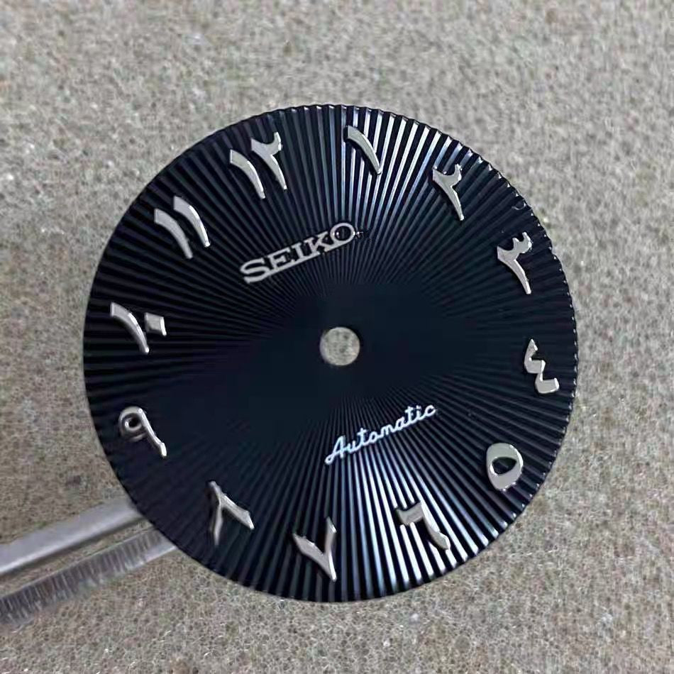 Roman nail dial