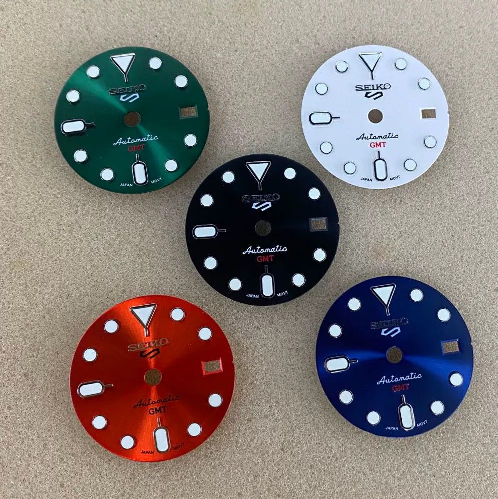 GMT Precision Dial