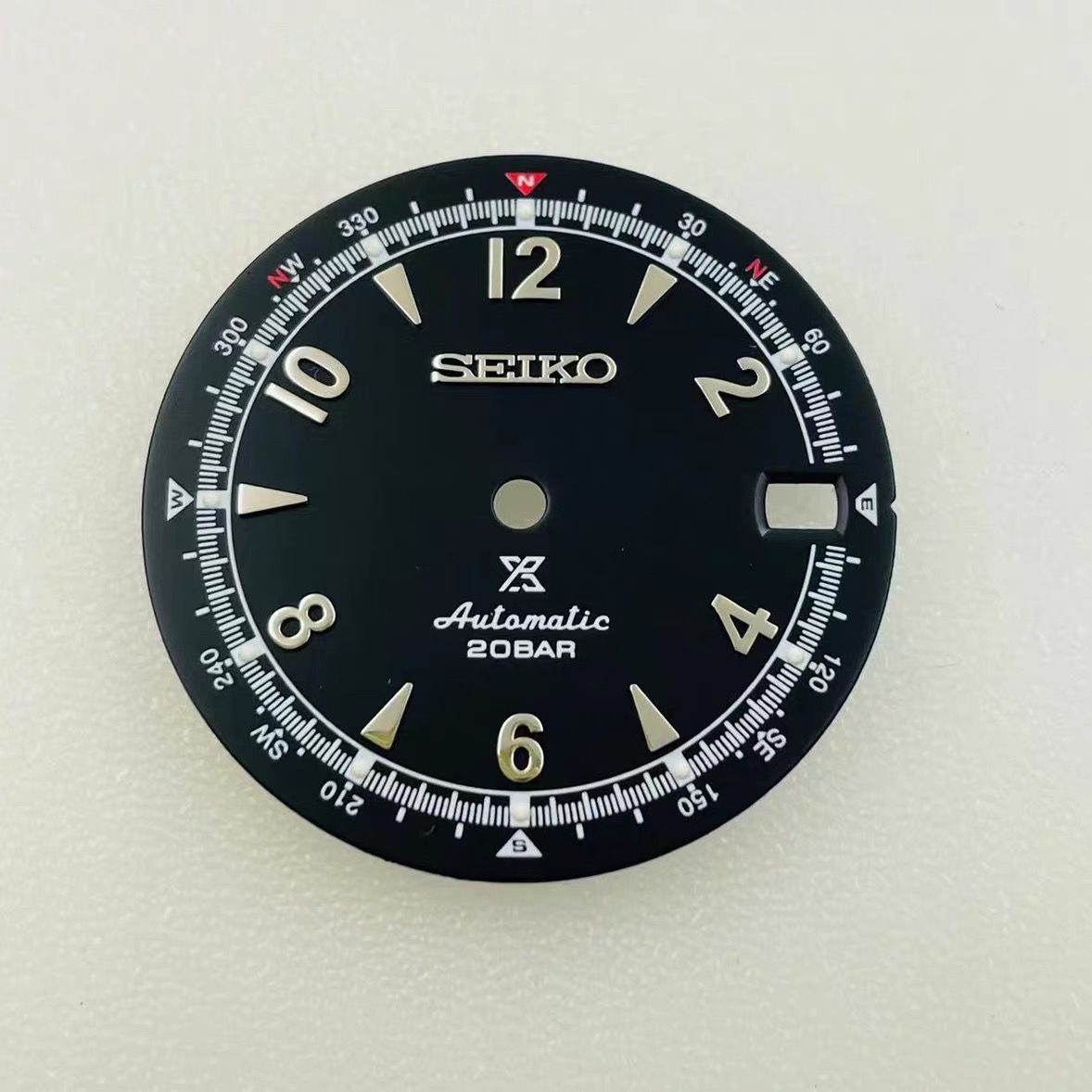 Vintage precision dial