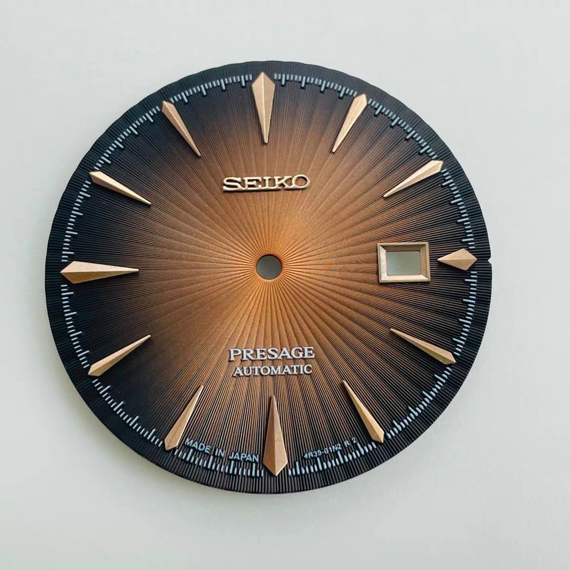 Cocktail dial