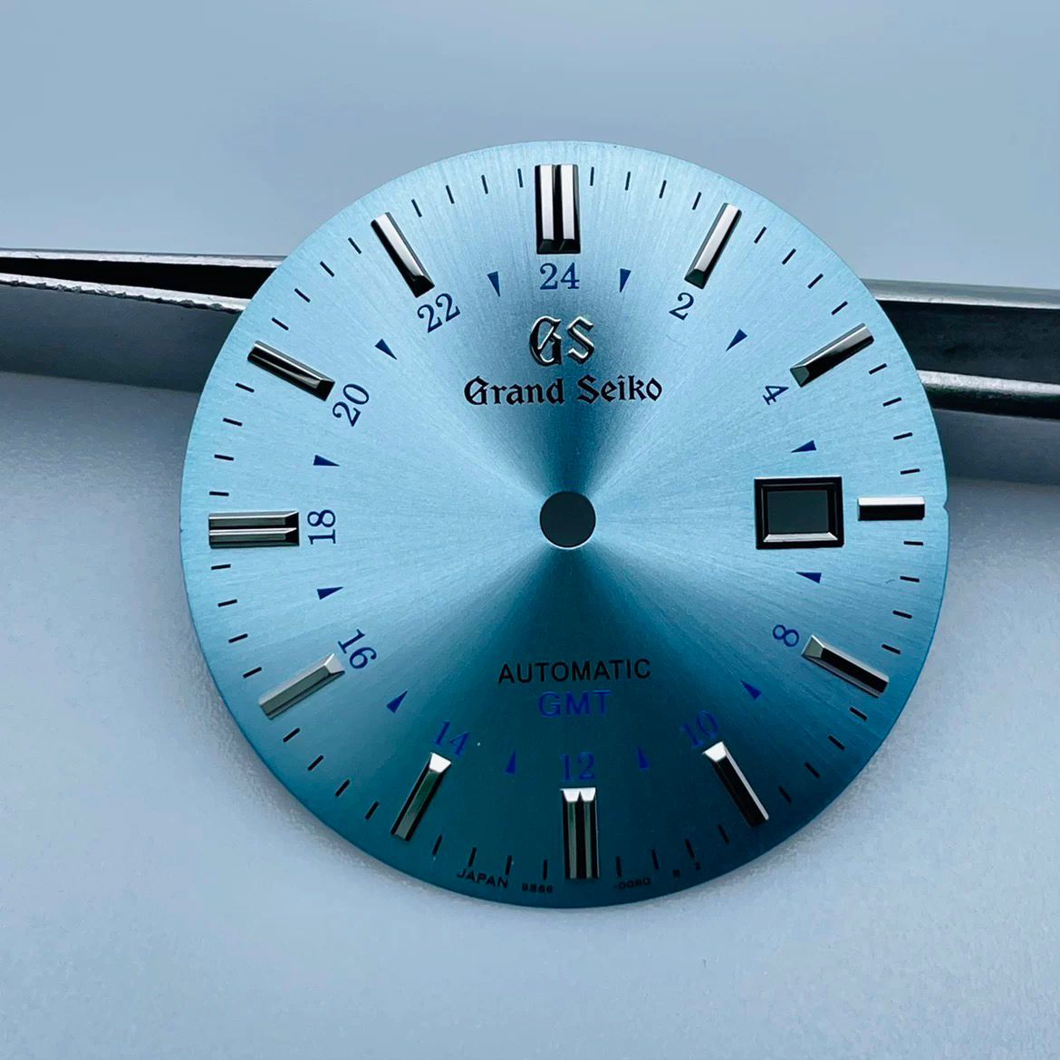 GMT diving table NH35 face plate dual time zone display