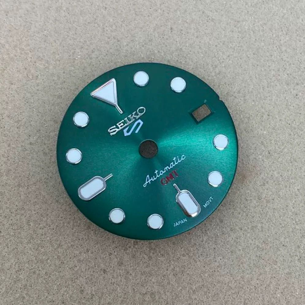 GMT Precision Dial