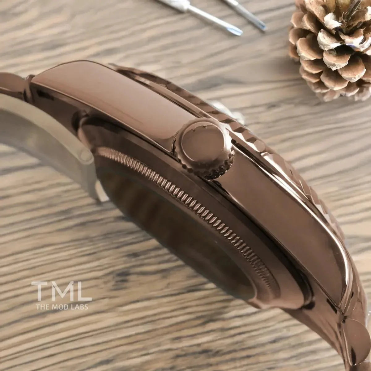 SeikoDatejust - brown