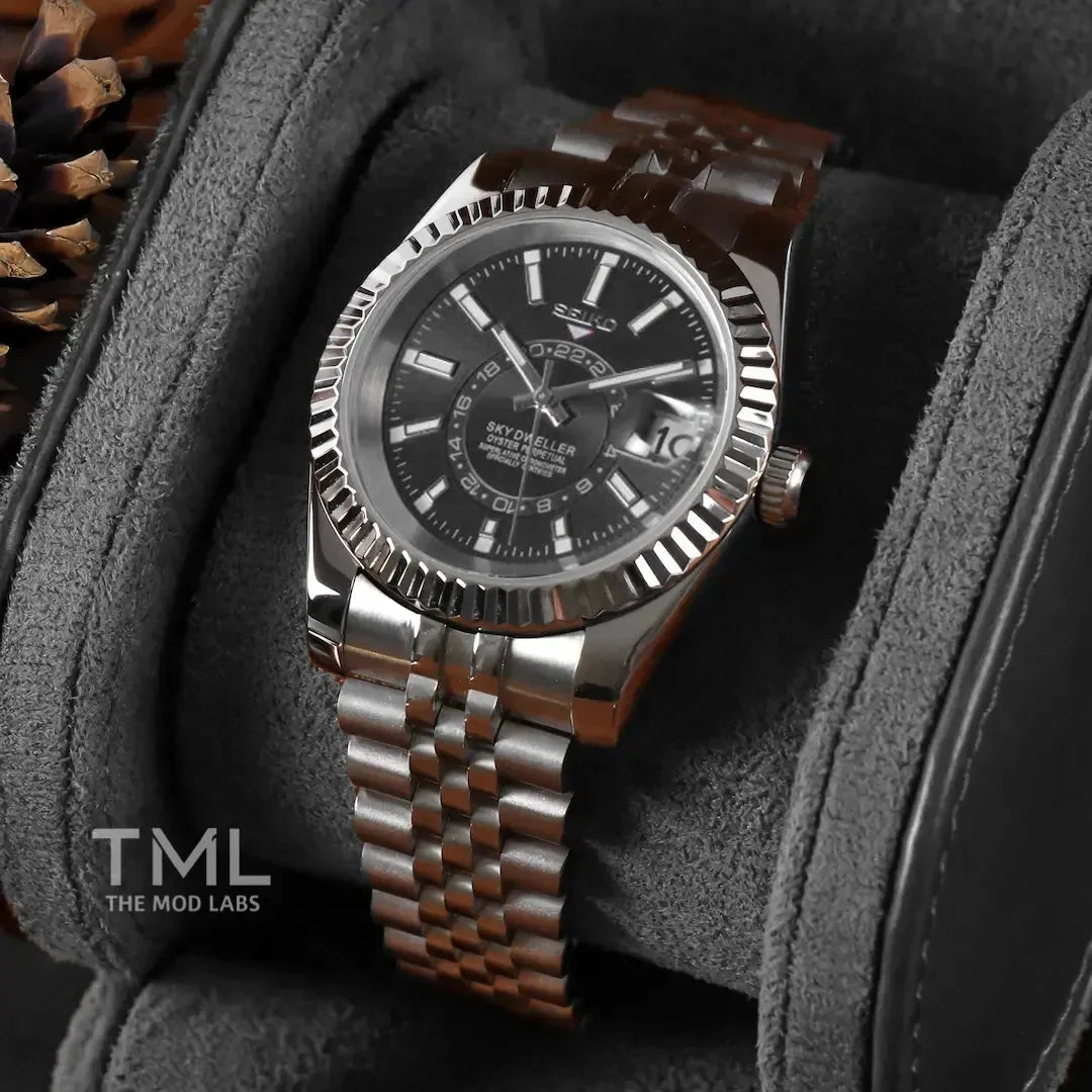 SeikodayDate - Stealth Black